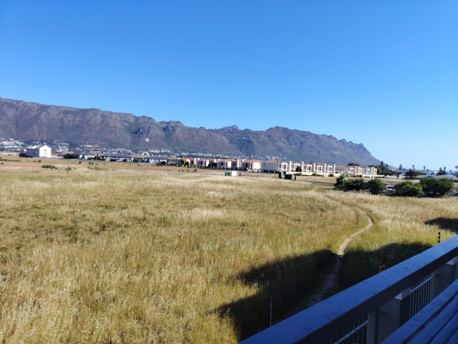 To Let 2 Bedroom Property for Rent in Whispering Pines Western Cape